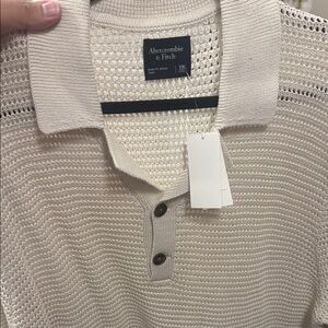 Abercrombie & Fitch Beige Turtleneck Sweater